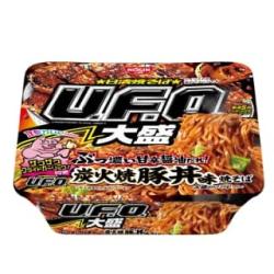 日清焼そばU.F.O.　大盛 甘辛醤油だれ 炭火焼豚丼味